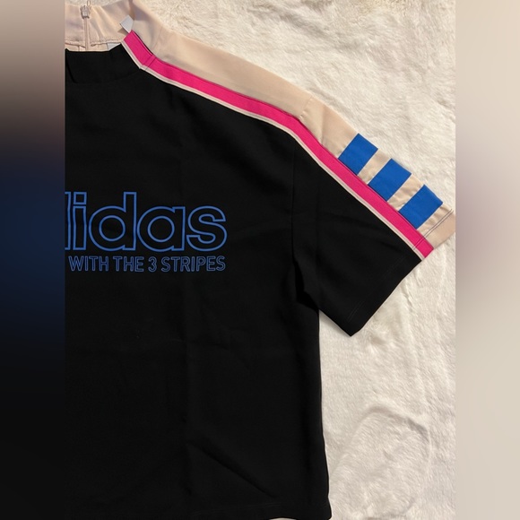 ADIDAS SCUBA TEE, WOMEN, MEDIUM - Picture 3 of 6